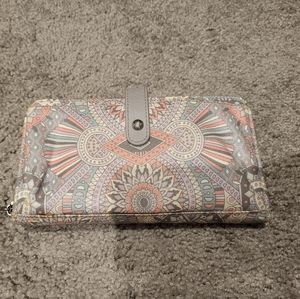 Sakroots grey crossbody wallet